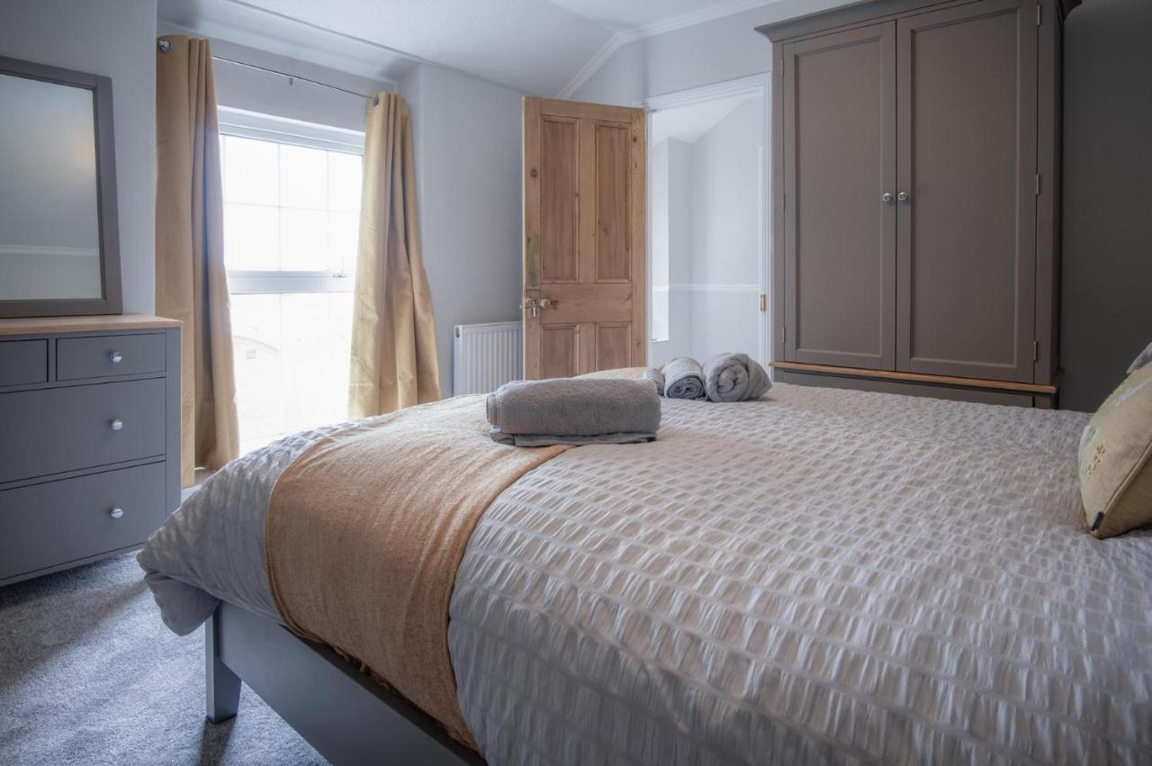 Pendeilo Villa - 5 Bedroom Holiday Home - Amroth Dış mekan fotoğraf